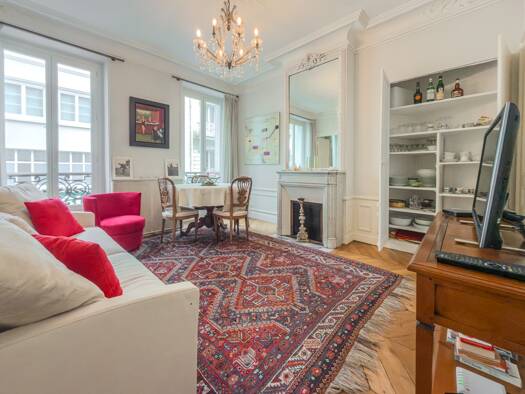 Appartement à vendre 790 000 € 3 pièces 2 chambres 60,9 m² Étage 1/7 Arsenal Paris 4ème arrondissement 75004