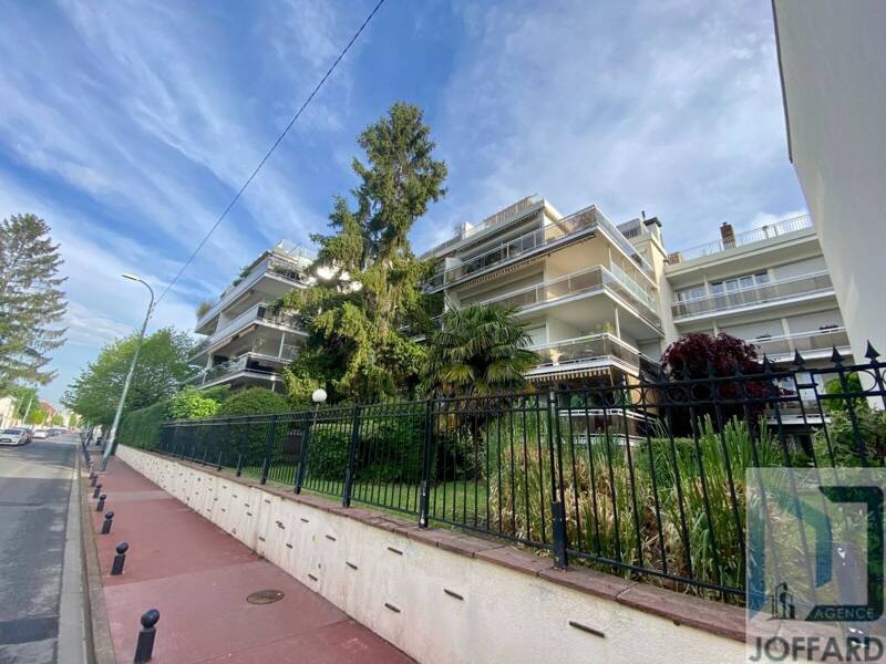 Maison à louer, 53m², SAINT MAUR DES FOSSES