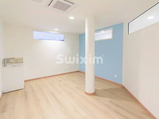 Local commercial à louer 517 € 15 m² de surface de vente Sallenôves 74270