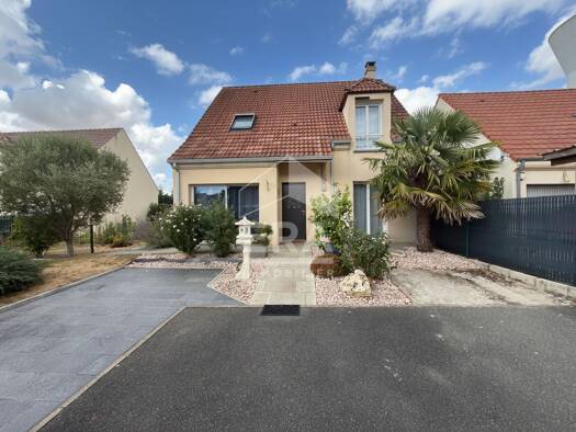 Maison à vendre - Première occupation 296 000 € 5 pièces 4 chambres 107 m² 600 m² de terrain Bréau 77720