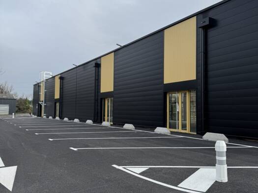 Local commercial à louer 4 800 € 480 m² de surface de vente Labruguière 81290