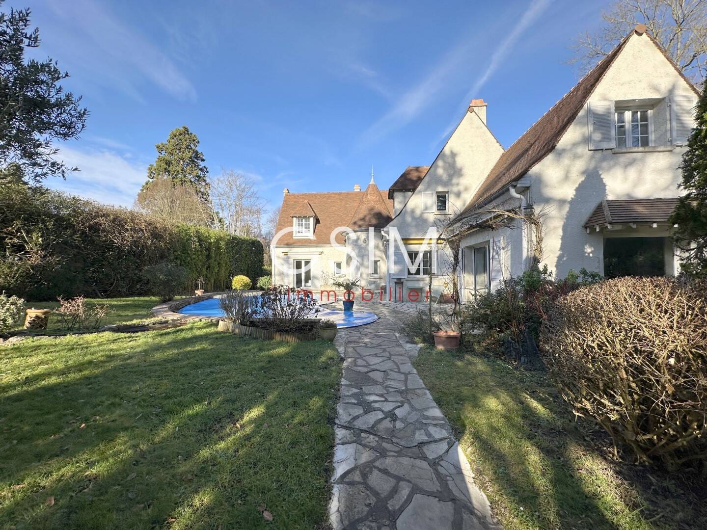 Maison à vendre, 330m², MARNES LA COQUETTE