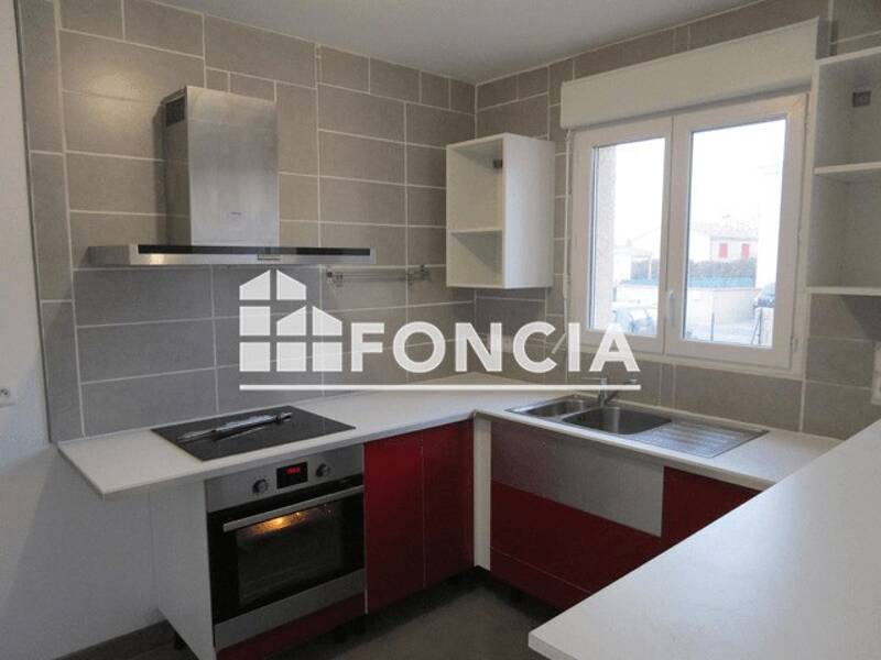 Maison à louer, 87m², SAINT SULPICE