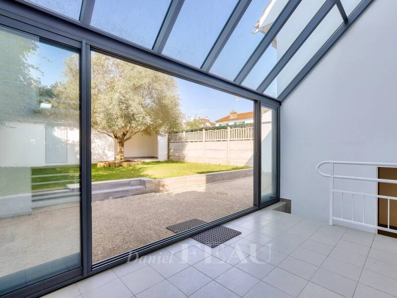 Maison à louer, 322m², NANTERRE
