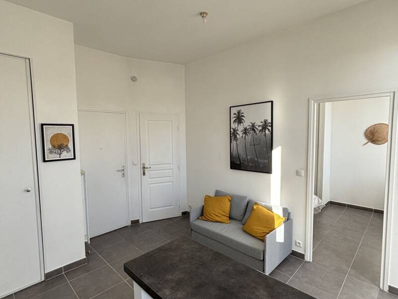 Maison à louer, 27m², MARSEILLE 5E