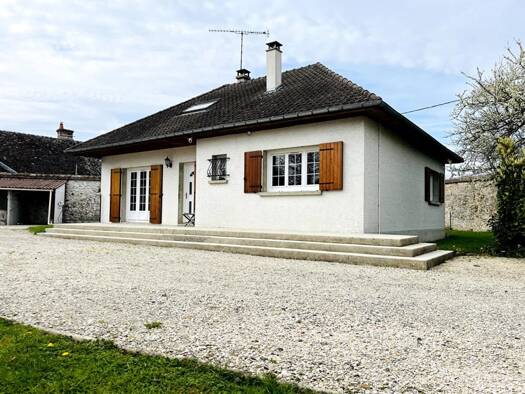 Maison à vendre 179 000 € 5 pièces 4 chambres 101 m² 960 m² de terrain Pont-sur-Seine 10400