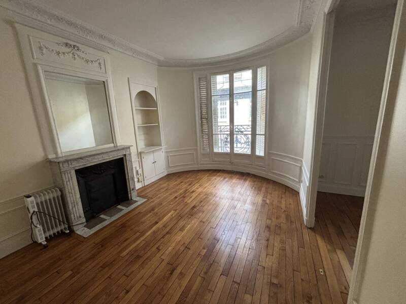 Maison à louer, 65m², PARIS 18E