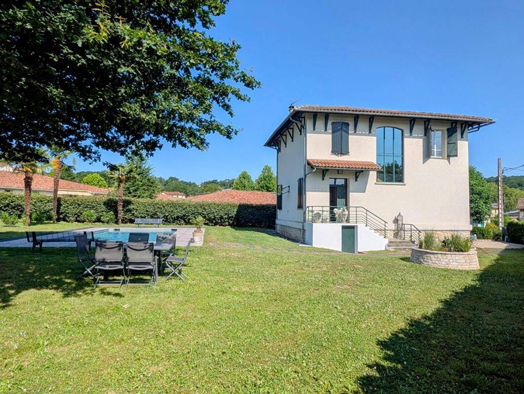 Maison à vendre, 140m², SALIES DU SALAT