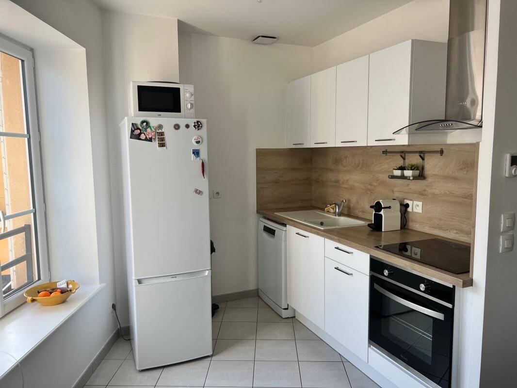 Maison à louer, 59m², SAINT ETIENNE DES OULLIERES