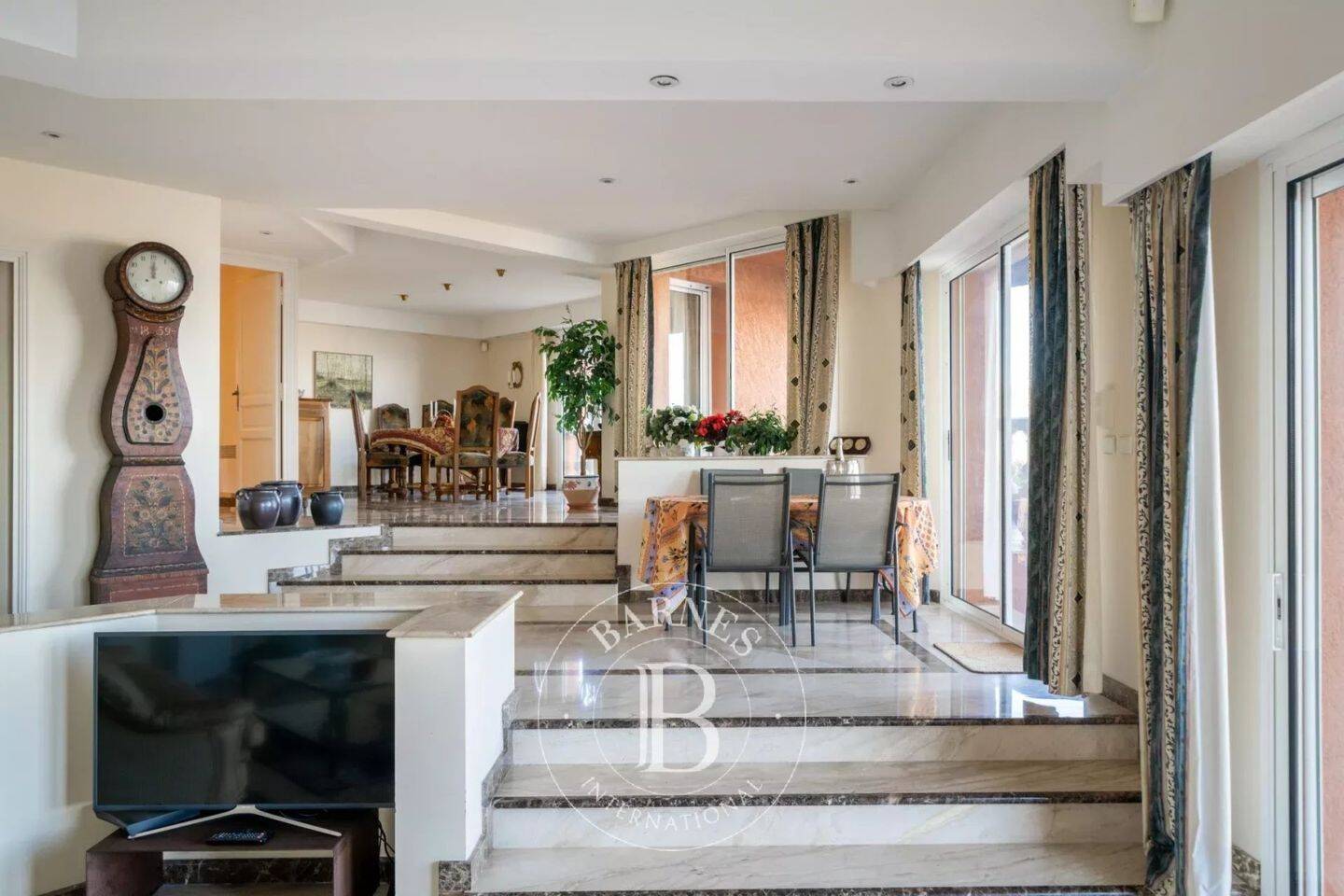 Maison à vendre, 320m², THEOULE SUR MER