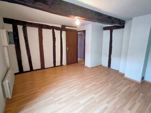 Maison de ville à vendre 99 500 € 4 pièces 3 chambres 132 m² 342 m² de terrain Beaumarchés 32160