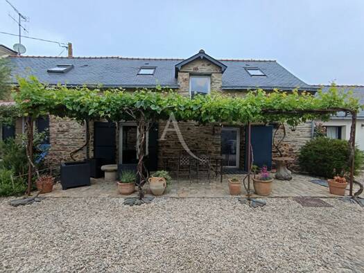 Maison à vendre 350 000 € 7 pièces 4 chambres 173 m² 5 989 m² de terrain Abbaretz 44170