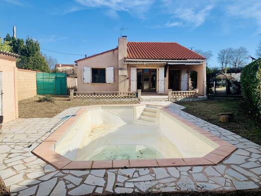 Maison de plain-pied à vendre 320 000 € 5 pièces 3 chambres 91 m² 783 m² de terrain Pézilla-la-Rivière 66370