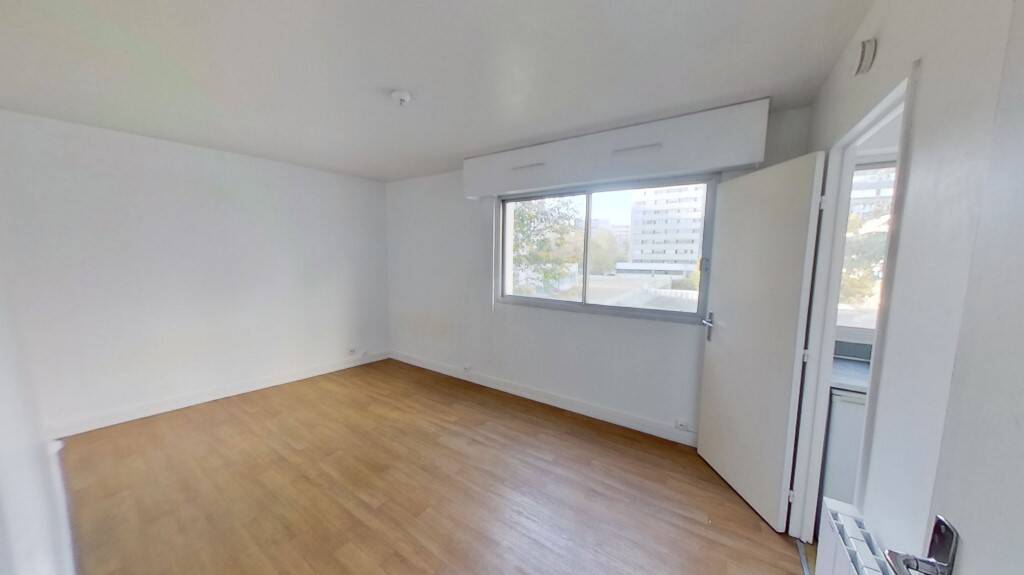 Maison à louer, 21m², COURBEVOIE
