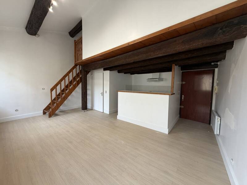 Maison à louer, 45m², BELLEGARDE