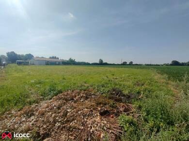 Terrain à vendre 70 525 € 1 831 m² de terrain Chasnais 85400
