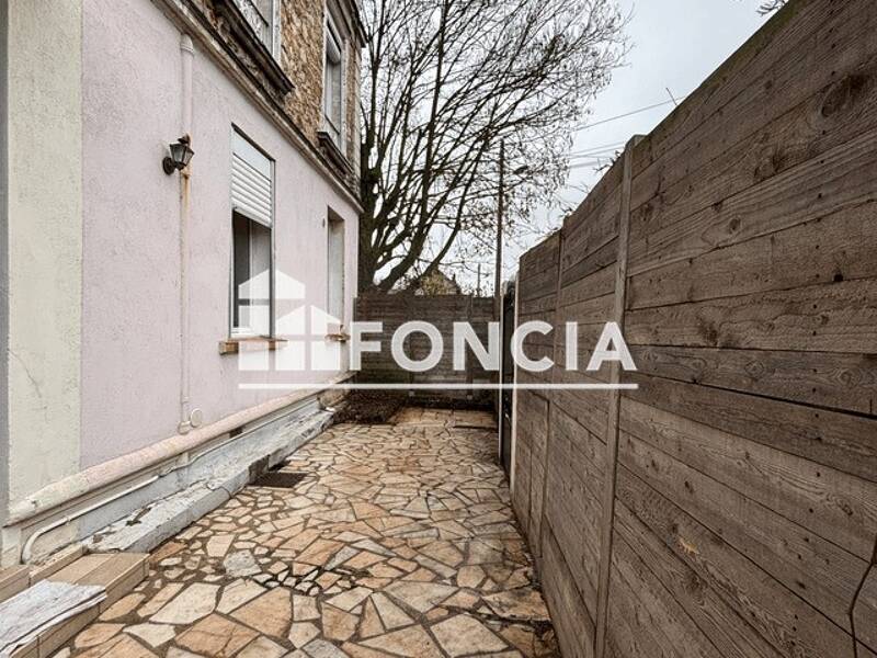 Maison à louer, 35m², EZANVILLE