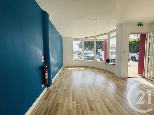 Appartement à louer 1 550 € 4 pièces 3 chambres 116,3 m² RDC Cabestany 66330