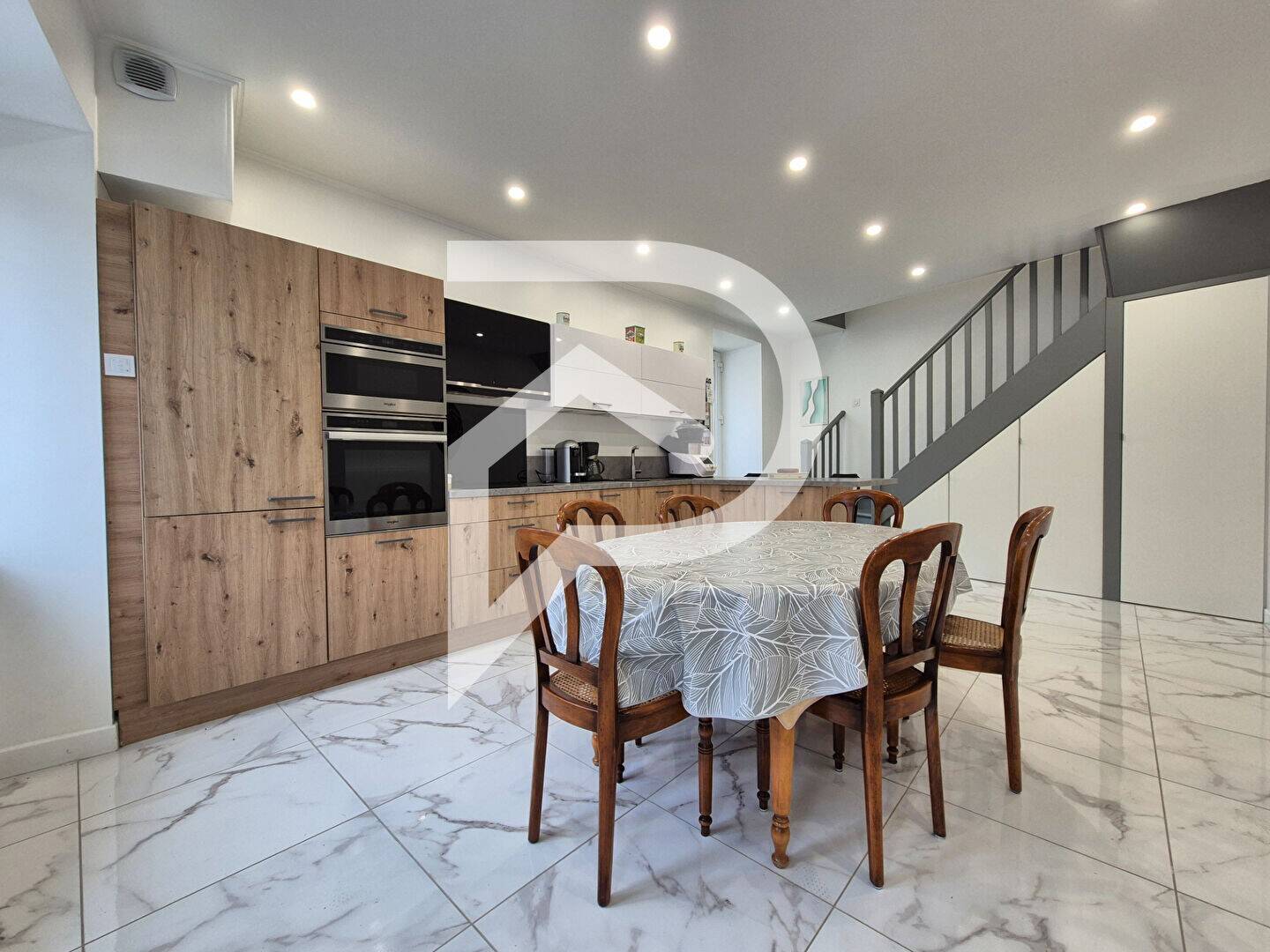 Maison à vendre, 111m², MOISENAY