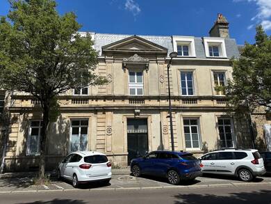 Appartement à louer 805 € 4 pièces 2 chambres 100 m² 2 étages Alencon 61000
