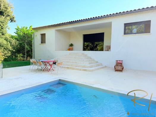 Villa à vendre 399 000 € 5 pièces 3 chambres 117 m² 1 500 m² de terrain Barjac 30430
