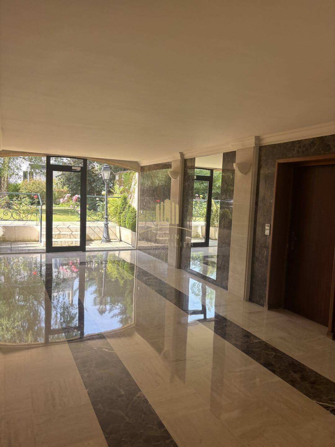 Maison à louer, 18m², SAINT MAUR DES FOSSES