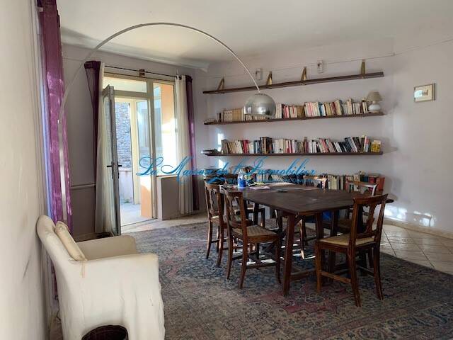 Maison à vendre, 196m², RIBAUTE LES TAVERNES