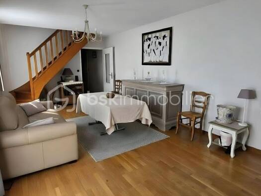 Duplex à vendre 227 000 € 4 pièces 3 chambres 78 m² Étage 2/2 Saint-Maximin 60740