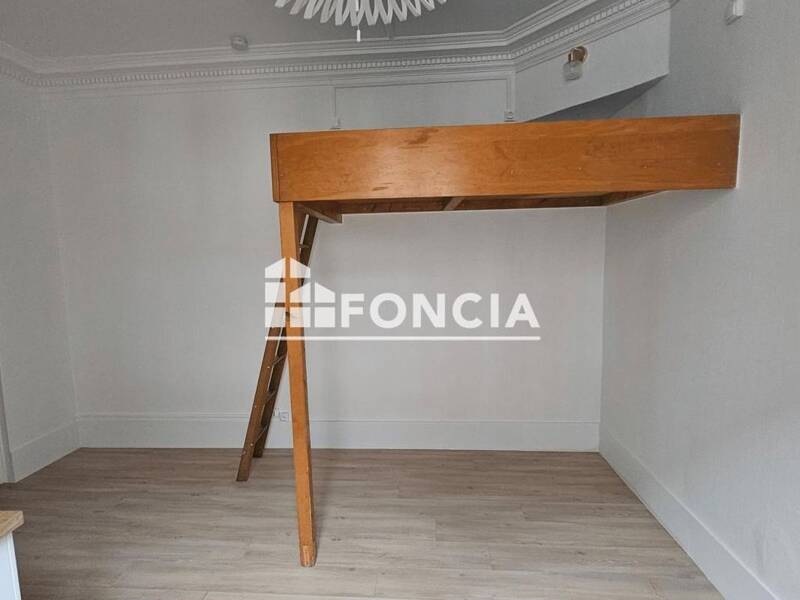 Maison à louer, 17m², IVRY SUR SEINE