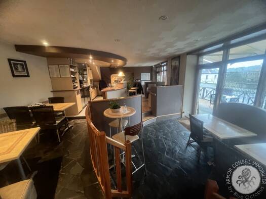 Boutique à vendre Fonds de commerce 472 500 € 577,2 m² de surface de vente Jugon-les-Lacs 22270