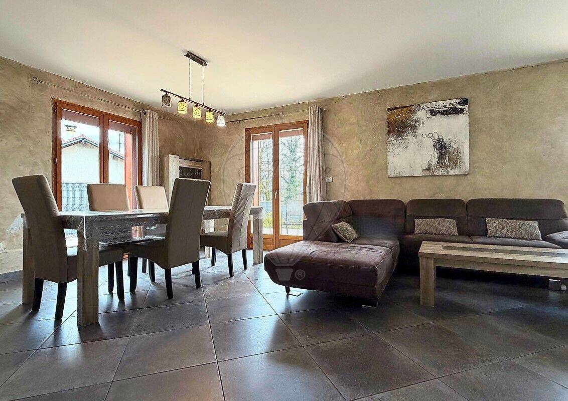 Maison à vendre, 115m², VIUZ EN SALLAZ
