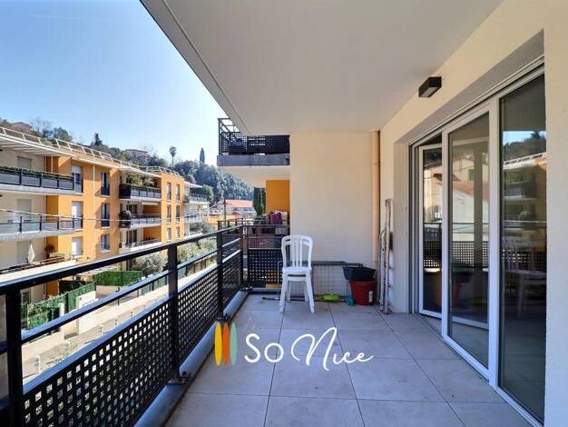 Appartement à louer 1 200 € 2 pièces 1 chambre 45 m² 2ème étage Gairaut Nice 06100