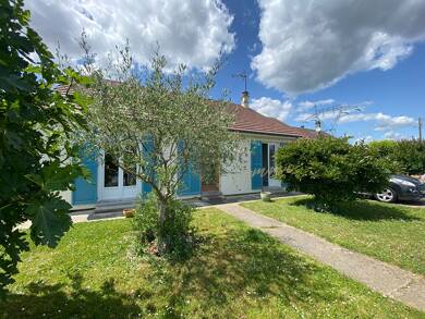 Maison de plain-pied à louer 1 300 € 4 pièces 2 chambres 77 m² 783 m² de terrain Villers sous Saint Leu 60340