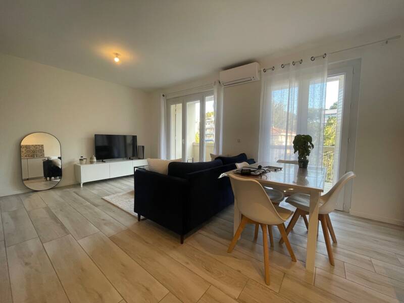 Maison à louer, 37m², CASSIS