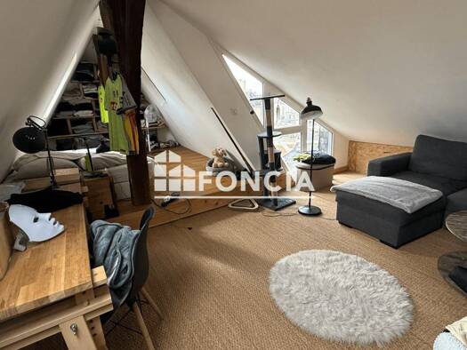 Appartement à vendre 115 000 € 2 pièces 1 chambre 28 m² Étage 3/3 Quartier du Centre Le Mans 72100