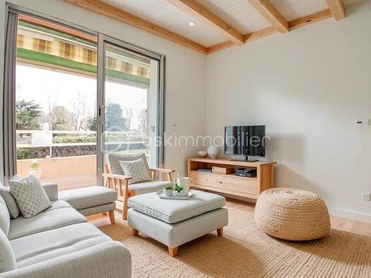 Duplex à vendre 165 000 € 2 pièces 1 chambre 24,6 m² Étage 1/1 Sud Le Grau-du-Roi 30240