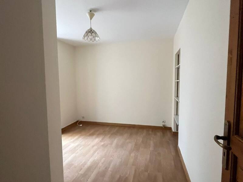 Maison à louer, 35m², PARIS 18E