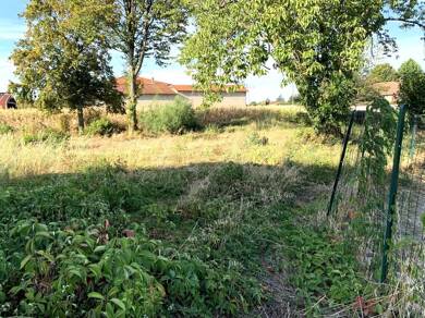 Terrain constructible viabilisé à vendre 249 000 € 745 m² de terrain Solaize 69360