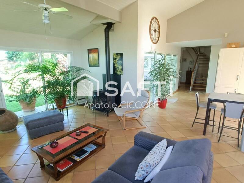 Maison à vendre, 213m², GRADIGNAN