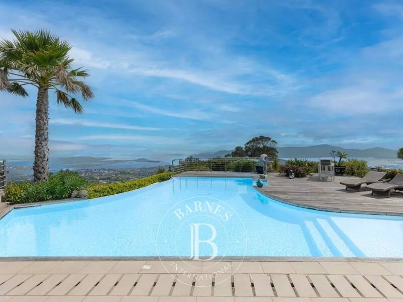Maison à vendre, 307m², PORTO VECCHIO