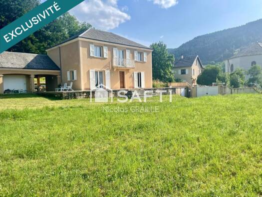 Maison à vendre 453 000 € 7 pièces 5 chambres 162 m² 2 600 m² de terrain Meyrueis 48150