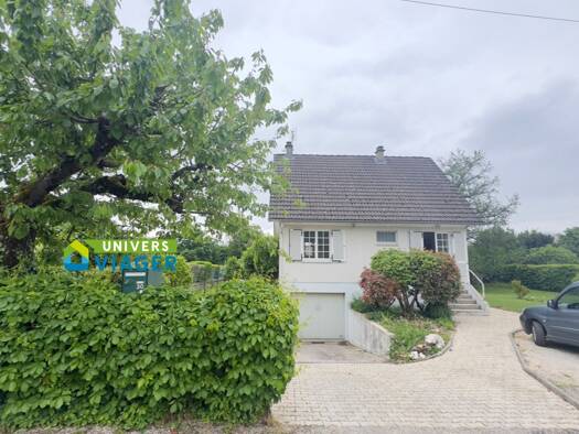 Maison en viager occupé Bouquet 100 700 € 4 pièces 3 chambres 91,4 m² Ouest Voiron 38500