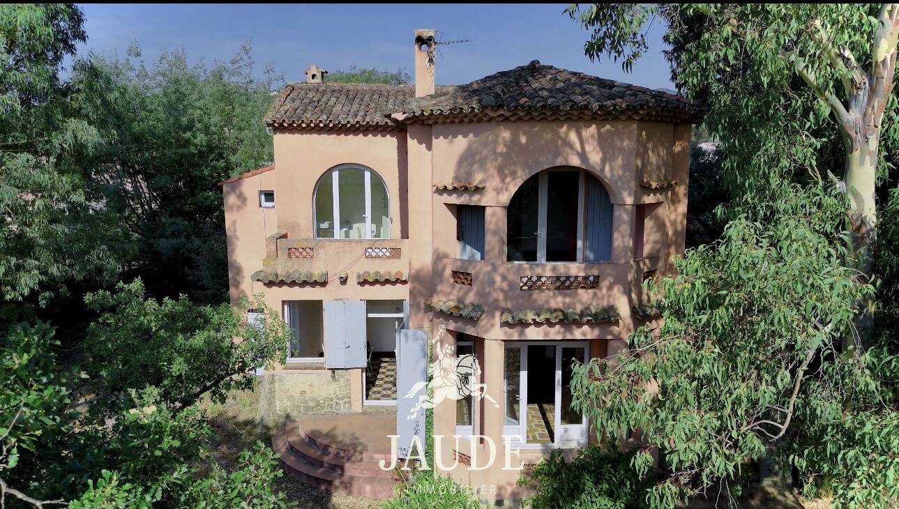 Maison à vendre, 140m², GRIMAUD