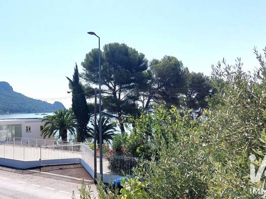 Maison à vendre 595 000 € 4 pièces 2 chambres 95 m² 341 m² de terrain Le Dramont-Agay-Anthéor-Le Trayas Saint-Raphaël 83700