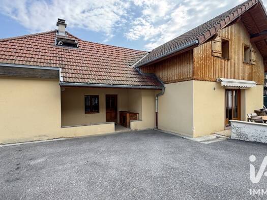 Maison à vendre 359 500 € 5 pièces 3 chambres 130 m² 350 m² de terrain Marnaz 74460