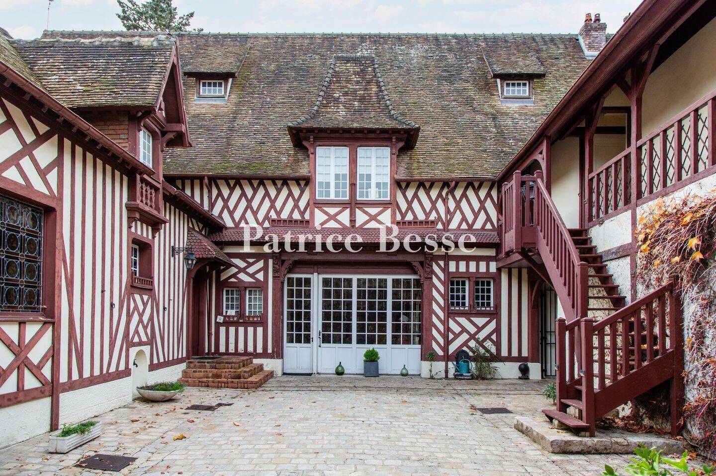 Maison à vendre, 364m², COURCOURONNES