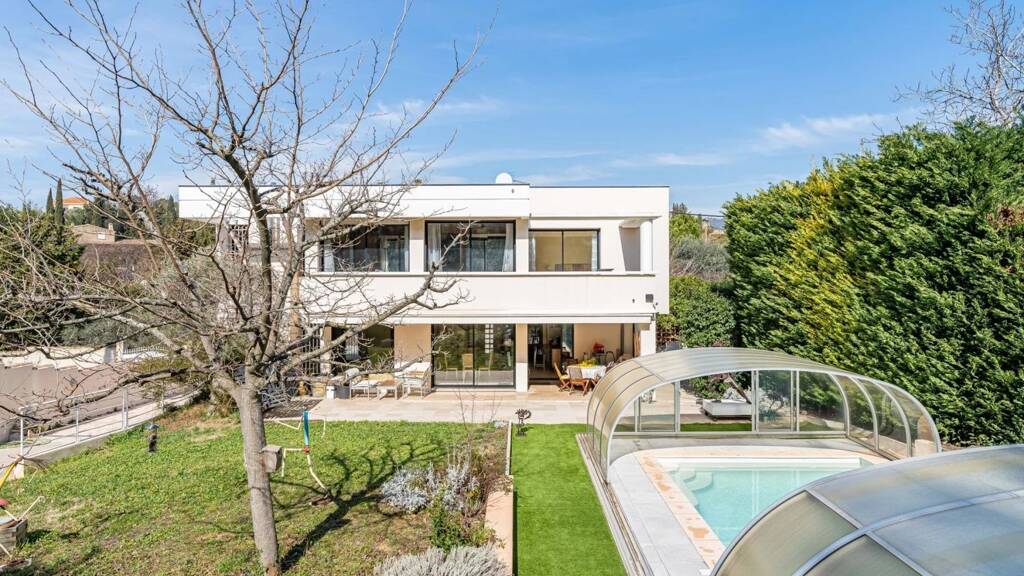 Maison en viager libre Bouquet 650 000 € 7 pièces 5 chambres 248 m² 3 208 m² de terrain Mouret Marseille 13ème arrondissement 13013