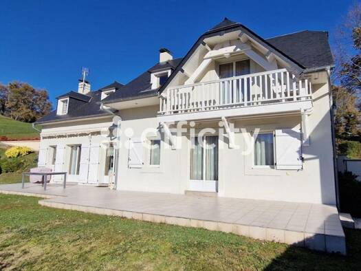 Pavillon à vendre 475 000 € 7 pièces 5 chambres 154 m² 850 m² de terrain Argelès-Gazost 65400