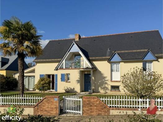 Maison à vendre 249 000 € 8 pièces 5 chambres 181 m² 670 m² de terrain Taillis 35500