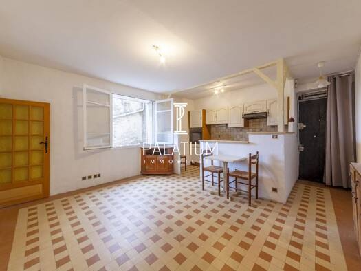 Appartement à vendre 136 000 € 3 pièces 1 chambre 77,8 m² RDC Gréoux-les-Bains 04800